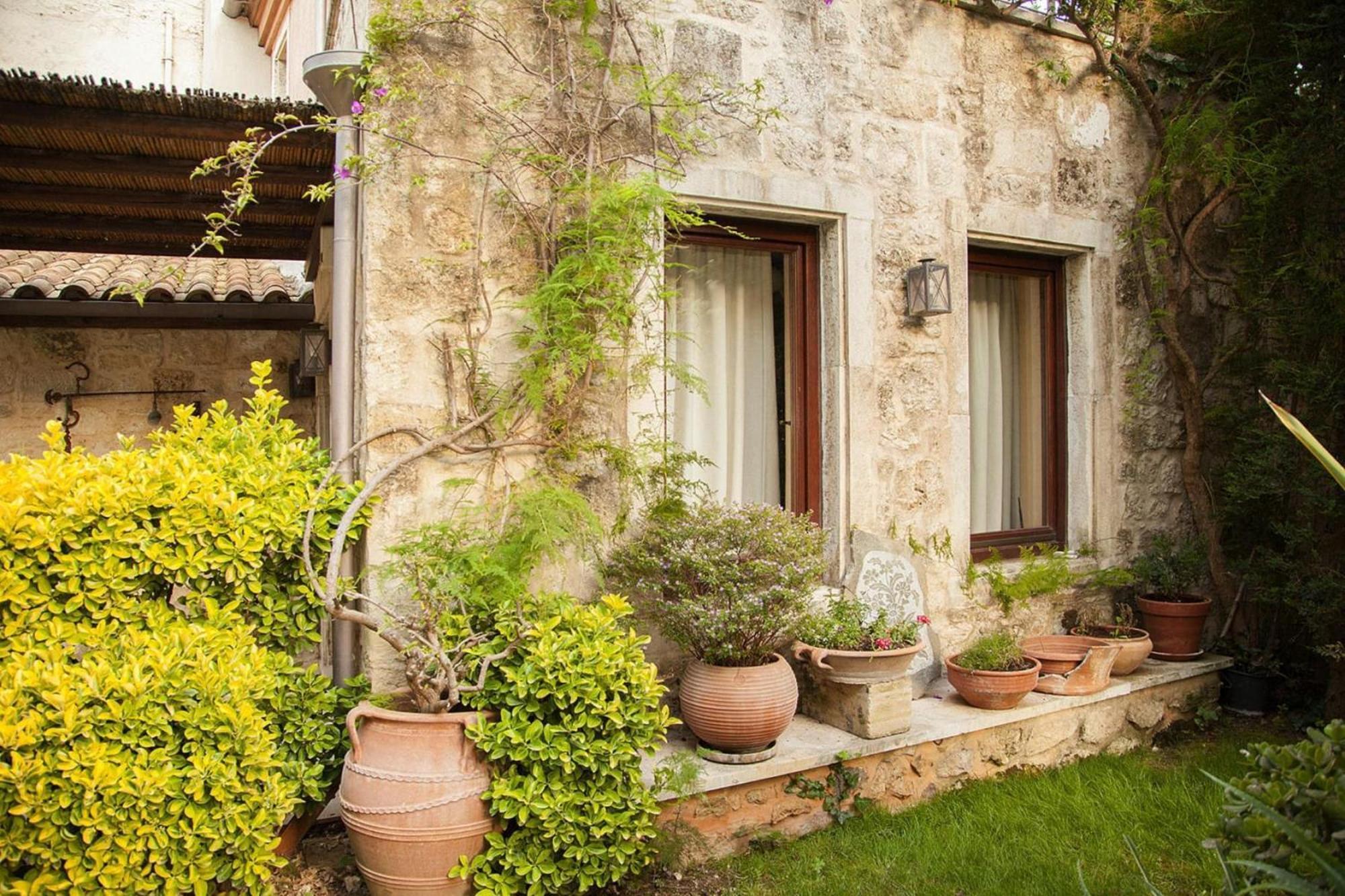 Holiday Home In The Archanes With A Garden Zewnętrze zdjęcie